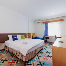 Urbanview Hotel D Calton Sukabumi，Cicurug的飯店