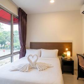 Swing & Pillows - Koptown Bangsar, Kuala Lumpur