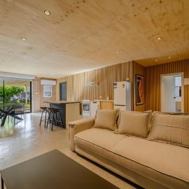 Modern Escape - Outdoor Retreat - Walk Everywhere