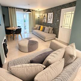Cozy 3BR Home, Free Parking, Sleeps 6 !, hotel di Elderslie