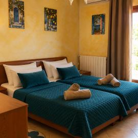 Sunflower House Istria - Winter by the Fireplace