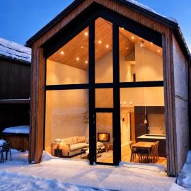Villa Priddy-Lapland Luxury with hot tub and sauna