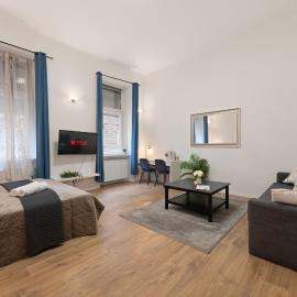 Exclusive Central Home with Sauna next to the New York Café, hotel i Budapest