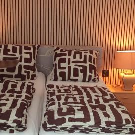 B&B aan het water, hotel di Earnewald
