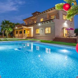 Real Dream Villa By Fidalsa