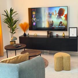Modern 2 Bedroom Pietà Apartment near Valletta with free transportation