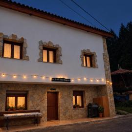 Casa Rural El Llar del Busgosu, hotel di Carabaño