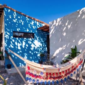 Habitación en casa tradicional, especial para trabajo trámites y descanso, hótel í Nu Guazu