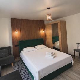 Zefir apartments Sykhiv