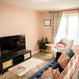 New 3 Bed House in central Stafford with Private Parking
