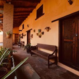 Casa Rústica en el Centro de Valle de Bravo