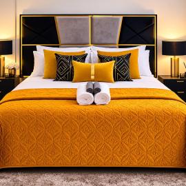 Perfect 1 Bed Apartment Sleeps 5 1 Kingsize bed 1 double Sofabed & Foldable Single bed Free Parking Wifi good transport network shopping Holiday Makers Families Contractors in North London