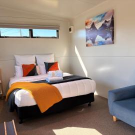 Stunted Totara, Unit 3