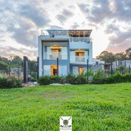 ORAK - Fairway Golf Villa in Kiambu with Pool and Sauna
