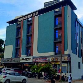 Rajmahal Inn