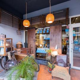 鋤禾日好-站前館Good Farming Day B&B, hotel in Chishang
