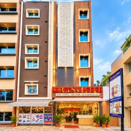 Shree Sai Lodge - 150m from Prayagraj Junction