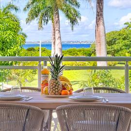 Case à Sucre Peaceful retreat with sea view and beach direct access
