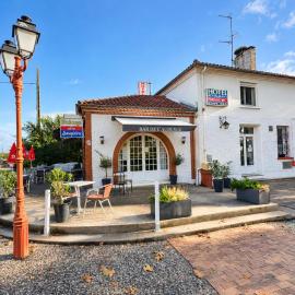 Auberge de Lamagistere, hotel v mestu Lamagistère