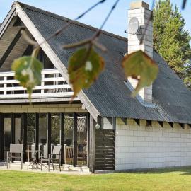 6 person holiday home in Hals, hotel a Hals