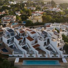 Casas de Carvoeiro by Sevencollection, hotel v destinácii Carvoeiro