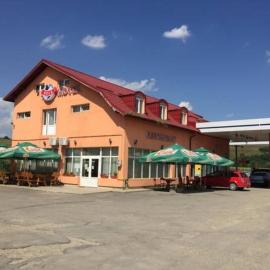 Motel Gela, מלון בInoc