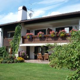 Landhaus Lotte, hotel u gradu Halbleh