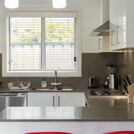 Spacious 3 Beds House with Parking in Fairfield