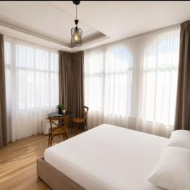 Viesnīca Hotel Danja pilsētā Laç