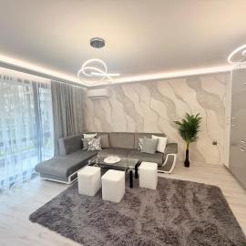 RICH 6 Apartment