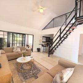 Bela Bela Pendleberry Holiday House, hotel in Warmbaths