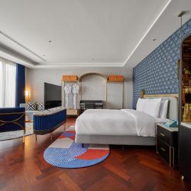 OKU Hotel