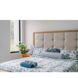 Wellard Nest - New House Walk to Train Station &Shops Close to beaches and Motorplex