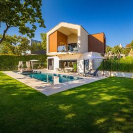 Villa Mol by Villsy - with private pool, sauna, jacuzzi, hotel em Baderna