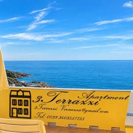 Families or Groups 3 Terrazzi Penthouse on Sea w Ac, hotel in Vernazza