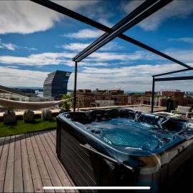Amazing 3 bedrooms Apt with Jacuzzi & Terrace