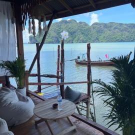 Nashers Seabar&Stay at Viewpoint