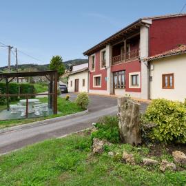 Casa Loli, hotel u gradu 'Bedriñana'
