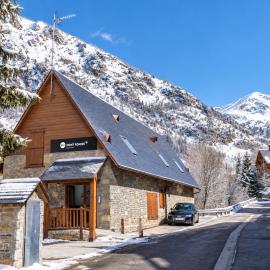 Apartamentos SNÖ Mont Romies Unhola, viešbutis mieste Salardú