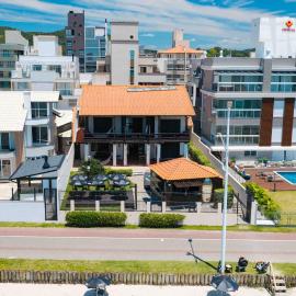 Pousada Kia Ora Bombinhas, hotel in Bombinhas
