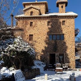 Las Casas del Nogal - Guesthouse en Sierra Nevada: Bağcılar Köyü bir otel