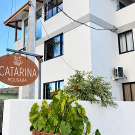 Pousada Catarina, hotel u gradu Biguacu
