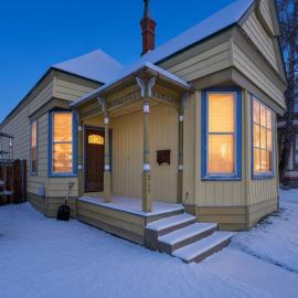 The Zinnia Victorian Charm with Mountain Views, hotell i Leadville