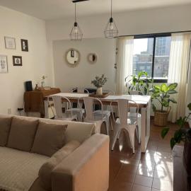 Departamento en el centro de Rio IV CON cochera