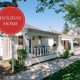 Periwinkle Cottage by Seabrook Hospitality