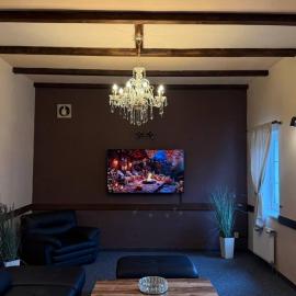 U-lab mountain stay, hotel u gradu Pernink