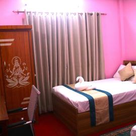 Peaceful Private 1-Bedroom and Kitchen-Raniva