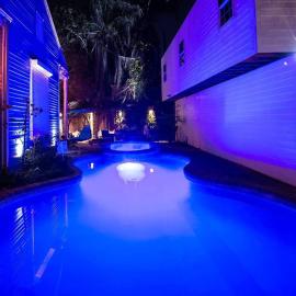 Amazing Modern Property 5 BR Next to French QT & Bourbon