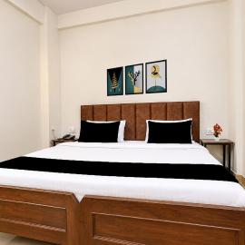 Hotel O Elite, viešbutis mieste Bhauli