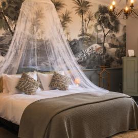 Le Jardin des Bosquets - B&B Chambre d'Hote, khách sạn ở Auzay